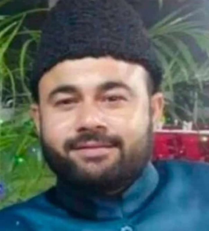 अलीगढ़ मुस्लिम यूनिवर्सिटी में होली की इजाज़त? …..या सियासत 