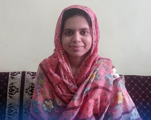 शानदार कामयाबी हासिल करने वाली अदीबा अनम को मुबारकबाद दिए जाने का सिलसिला जारी