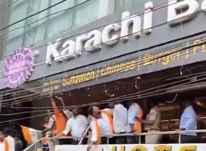 हैदराबाद में राजेश रम्मानी की कराची बेकरी पर तोड़फोड़