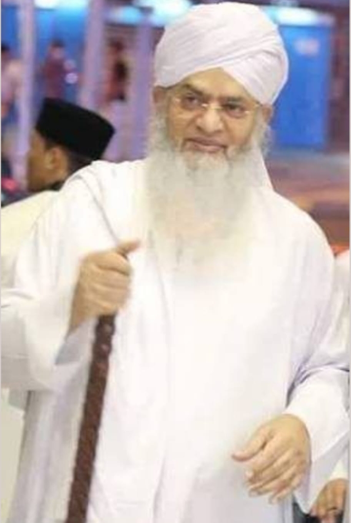 ख़िराजे अकीदत  . शेख ज़ुल्फ़िकार अहमद नक़्शबंदी रह०:इल्म, तसव्वुफ़ और इस्लाह का रौशन मीनार