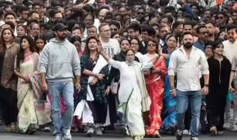 ममता बनर्जी के नए तेवर, क्या होगा अंजाम!