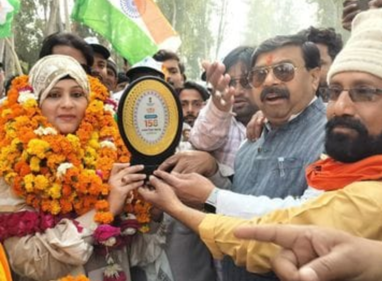 नगमा अंसारी की शान, दिल्ली की परेड में गाँव का नाम रोशन