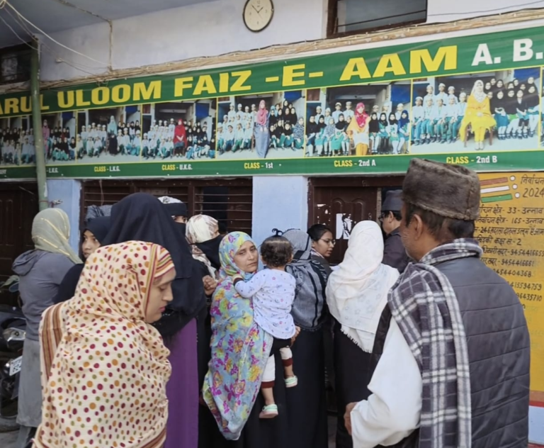 उन्नाव में नेत्र जांच शिविर रहा कामयाब