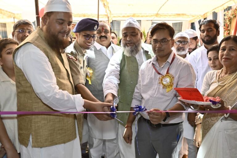 सफीपुर में किड्स प्ले स्कूल का इफ़्तताह