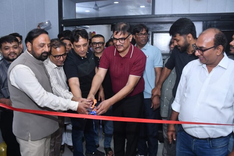 कानपुर में ‘होप पॉलीक्लिनिक एंड डे केयर सेंटर’ का शुभारंभ