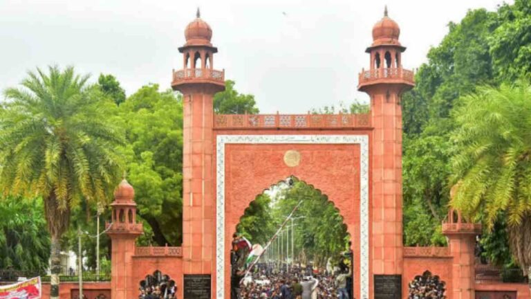 सलाम बेटियां–अलीगढ़ यूनिवर्सिटी की नायाब बेटियाँ , शिक्षा से दुनिया तक बनाई पहचान